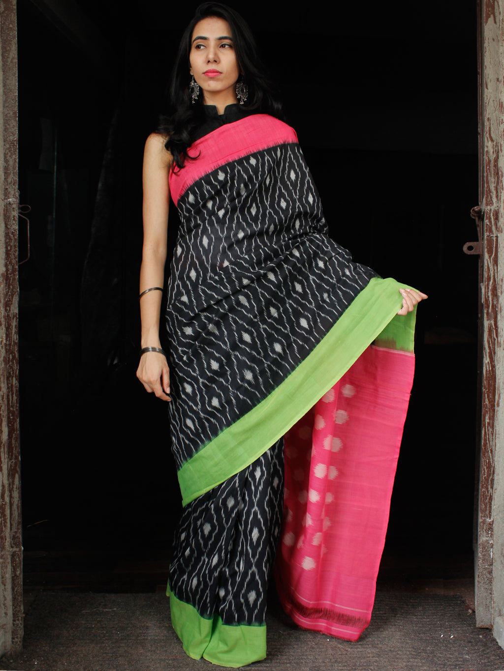 Buy Khadi Saree/sambalpuri Ikkat Sarees/soft Cotton Saree/handloom Cotton  Ikkat Saree .khadi Sari With Blouse Sufiyaart Fedex Fast Delivery Online in  India - Etsy