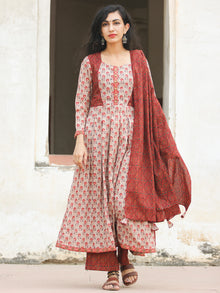 Poppy Poises - Hand Block Printed Kurta Set With Dupatta - SS01DF1876