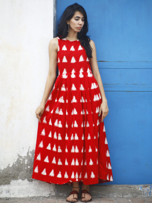 Red White Long Sleeveless Handwoven Double Ikat Dress With Knife Pleats & Side Pockets - D32F766