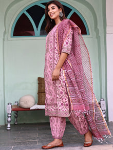 Jashn Aiza Set Of Kurta Salwar Pants Kota Doria Dupatta