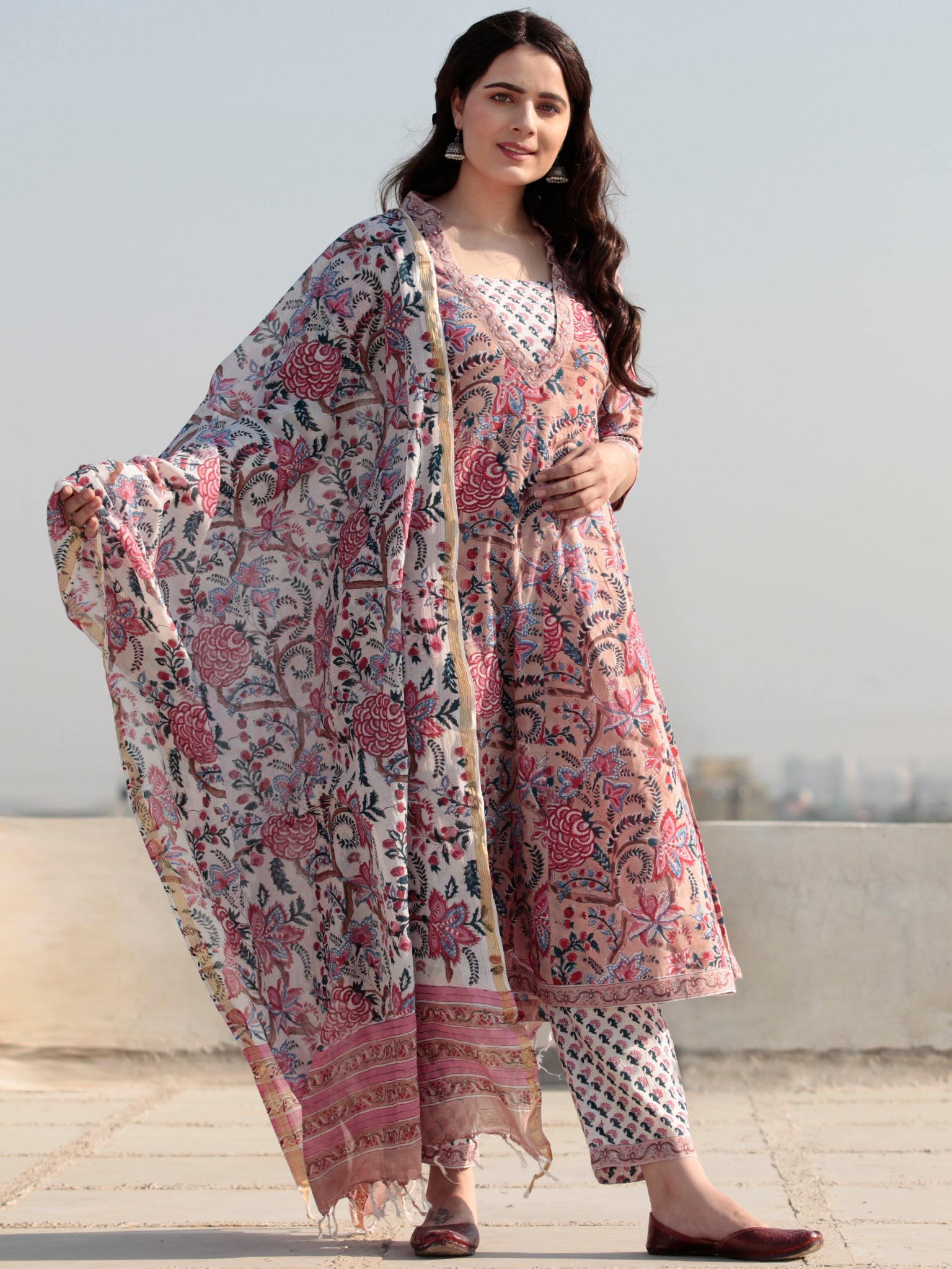 Zohra Rabiqa - Set of Anarkali Kurta Pants & Dupatta - KS110A2515D ...