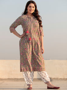 Zohra Abeeha - Set of Straight Kurta Salwar & Banarsee Dupatta - KS140C2503D