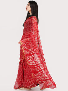 Red OffWhite Hand Block Printed Chiffon Saree With Zari Border - S031704701